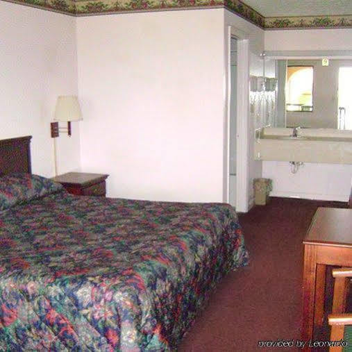 Garden Inn & Suites Hogansville Bagian luar foto